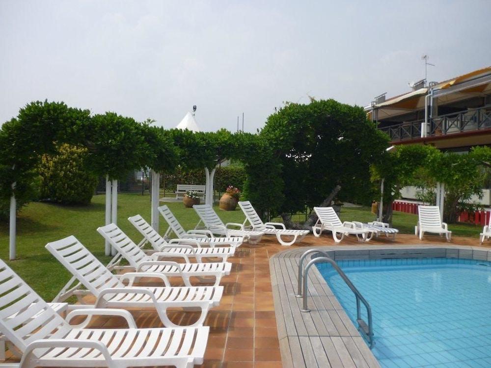 Hotel Marina Uno Lignano Sabbiadoro Exteriér fotografie